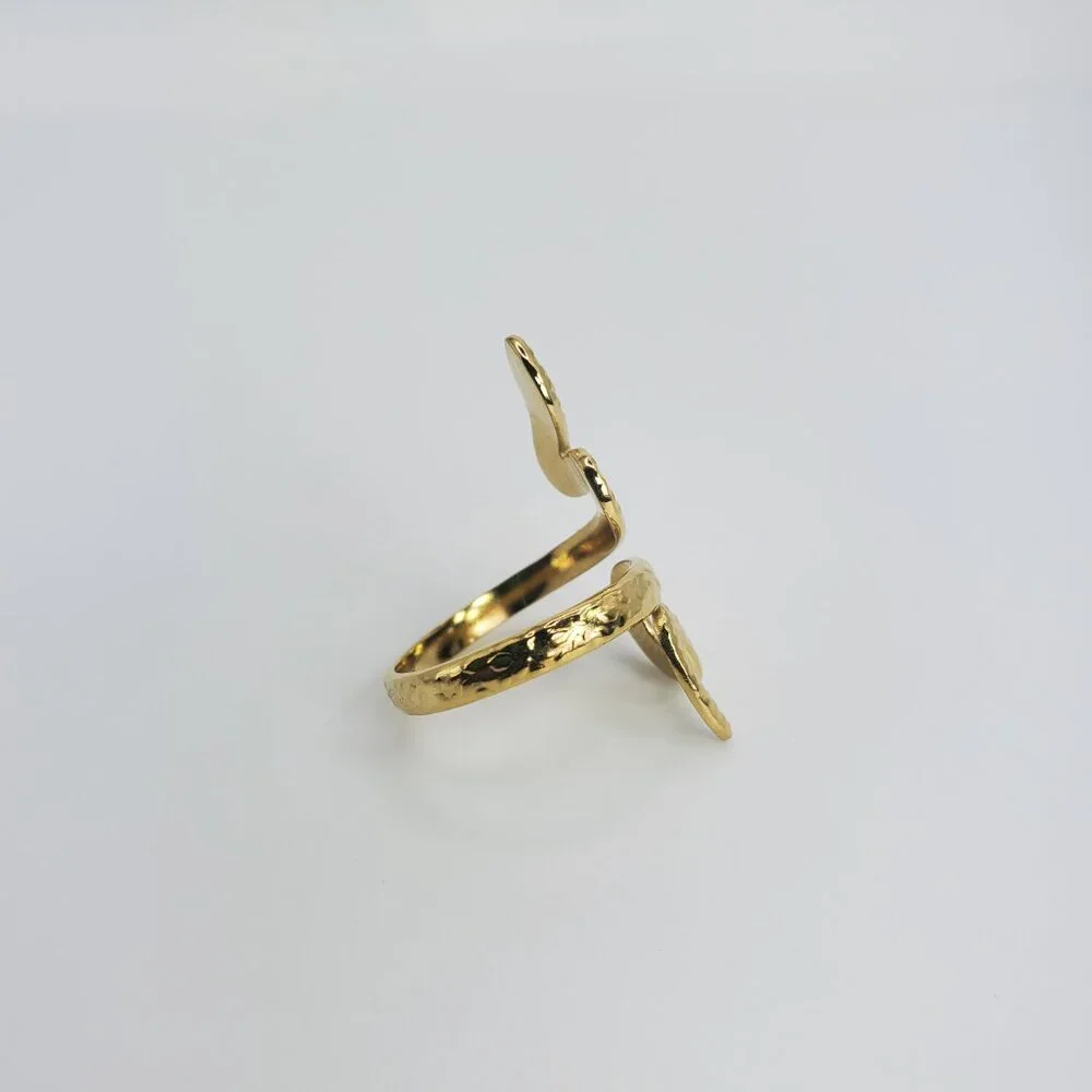 Ring - Picture 3 of 4